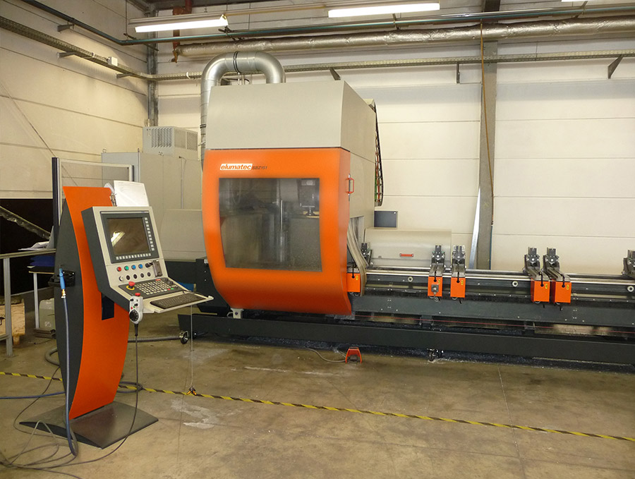 Bearbeitungszentrum_2